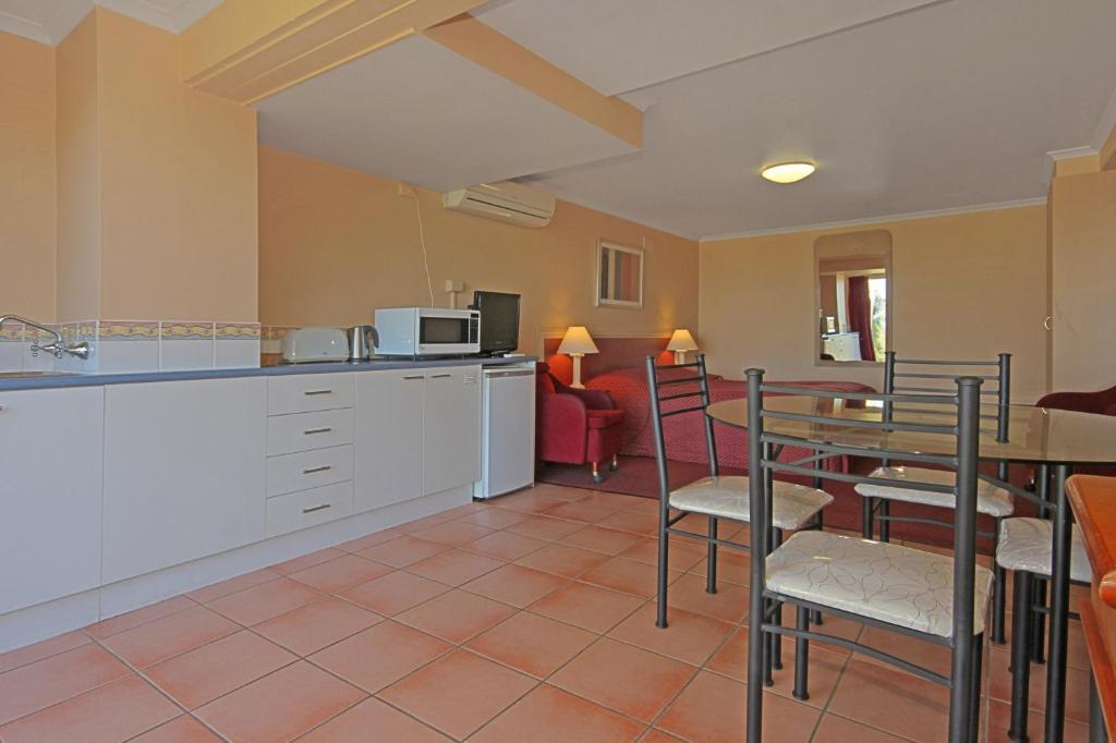 Motel Village 3*